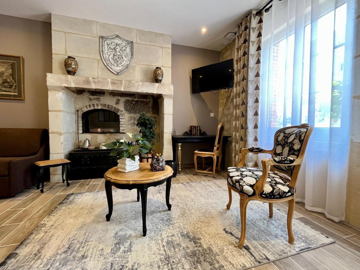 Cave Auger La Maison D'Hotes Restigné Екстериор снимка