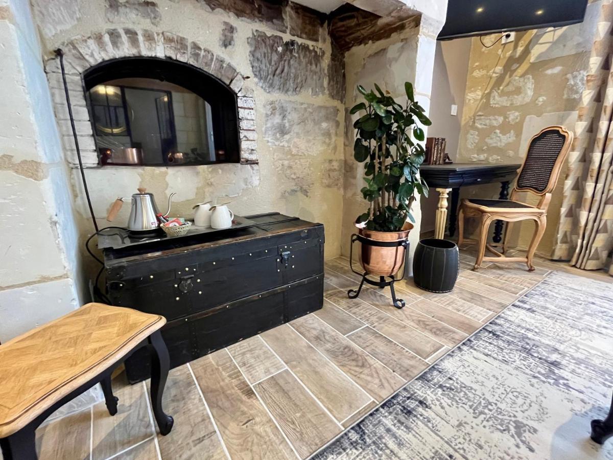 Cave Auger La Maison D'Hotes Restigné Екстериор снимка