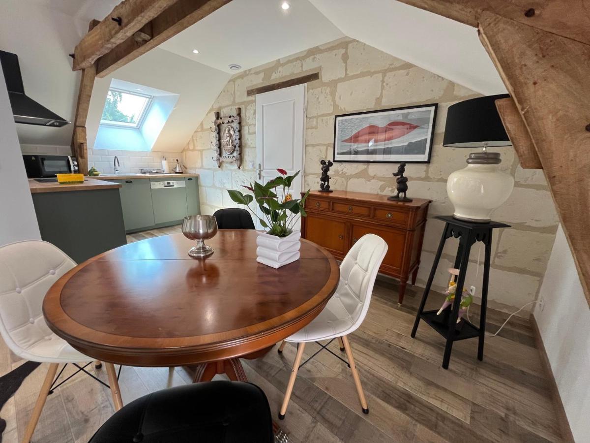 Cave Auger La Maison D'Hotes Restigné Екстериор снимка